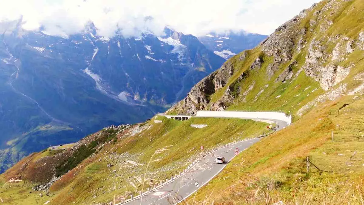 Hairpins on the Carinthian side