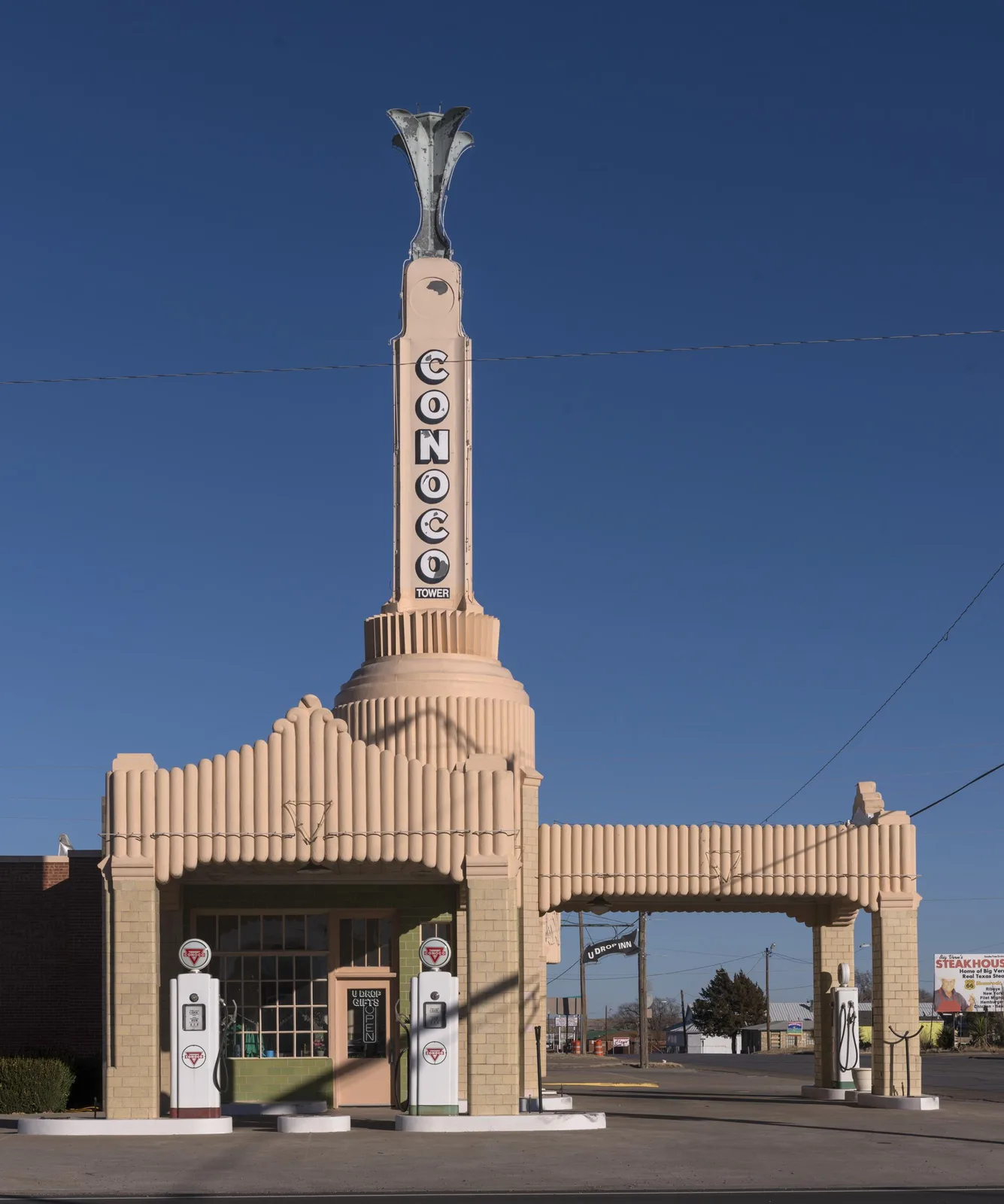 U-Drop Inn in Shamrock